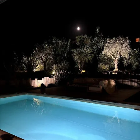 Villa, 700 M فيلة Hyères