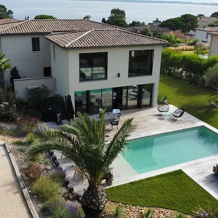 Villa Villa, 700 M Hyères