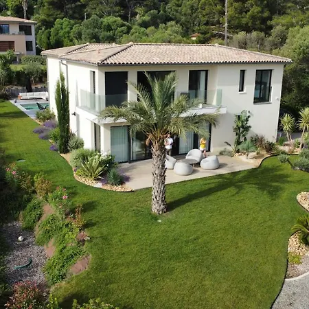 Villa, 700 M Hyères